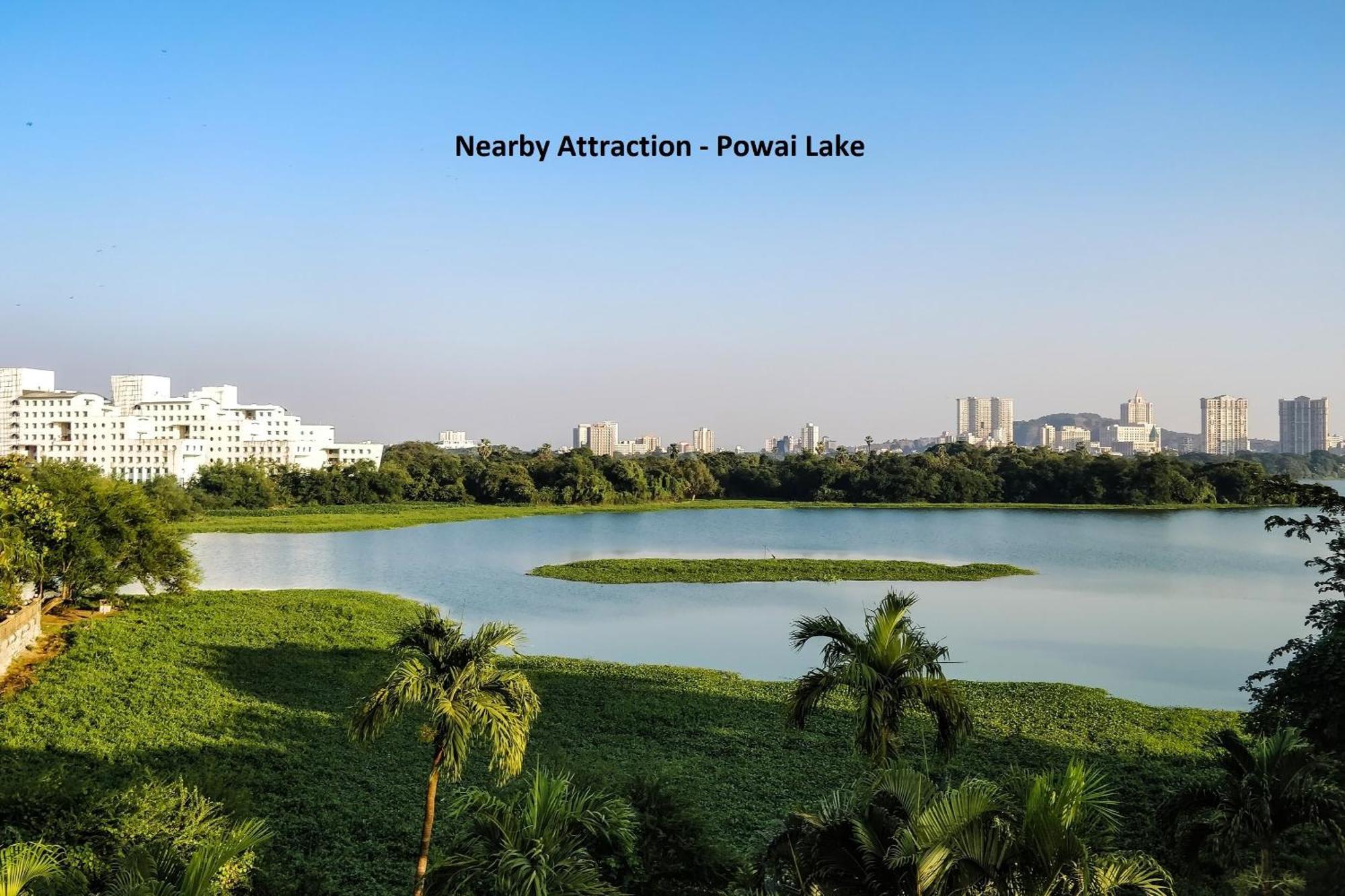 Hotel Blue Executive Near Chhatrapati Shivaji International Airport Мумбай Екстериор снимка